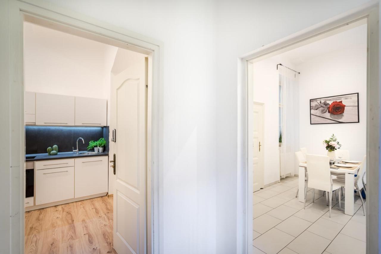 Real Apartments Vadasz Budapest Exterior foto